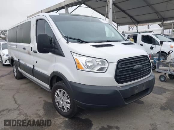 ✅ 2017 Ford Transit XL • VIN: 1FBZX2ZM5HKA56430 • Lot: 43011063. Wystawiony na IAAI z przebiegiem 146 319 mil. Bezpłatny archiwum sprzedaży aukcyjnych z USA i szczegółowy raport historii pojazdu na DreamBid. Zdjęcie 1.