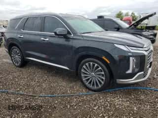 2024 Hyundai Palisade Calligraphy с VIN KM8R74GEXRU671172, выставлен на аукционе Copart как лот 63455104 с пробегом 27 049 миль миль и Списание • Salvage title. История ставок и продаж доступна на DreamBid. Изображение 4.
