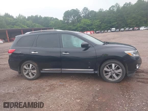 ✅ 2015 Nissan Pathfinder S • VIN: 5N1AR2MM5FC714373 • Lot: 42291645. Listed on IAAI with 139,102 mi. Free auction sales archive from the USA and detailed vehicle history report at DreamBid. Image 13.