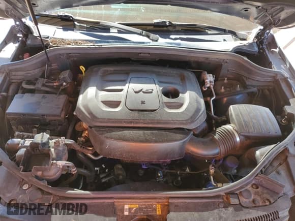 ✅ 2021 Jeep Grand Cherokee Limited • VIN: 1C4RJFBG0MC671786 • Lot: 87064305. Listed on Copart with 104,250 mi. Free auction sales archive from the USA and detailed vehicle history report at DreamBid. Image 12.