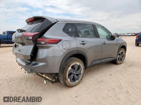 ✅ 2025 Nissan Rogue SV • VIN: 5N1BT3BA1SC841927 • Lot: 85744105. Listed on Copart with 9,339 mi. Free auction sales archive from the USA and detailed vehicle history report at DreamBid. Image 3.