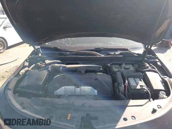 ✅ 2014 Chevrolet Impala LT • VIN: 1G1115SL5EU165976 • Lot: 43373848. Listed on IAAI with 120,897 mi. Free auction sales archive from the USA and detailed vehicle history report at DreamBid. Image 10.