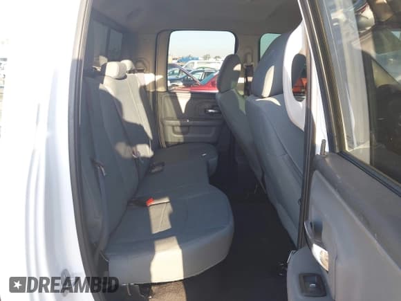 ✅ 2017 Ram 1500 SLT • VIN: 1C6RR7GG5HS583441 • Lot: 42135551. Wystawiony na IAAI z przebiegiem 129 040 mil. Bezpłatny archiwum sprzedaży aukcyjnych z USA i szczegółowy raport historii pojazdu na DreamBid. Zdjęcie 8.