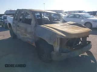 2007 GMC Sierra 1500 SLE1 with VIN 3GTEK13M27G503569, listed as a IAAI auction lot 42610784 with Not provided miles and . Bid and sale history available at DreamBid. Image 1.