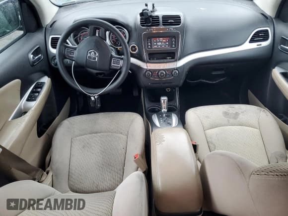 ✅ 2015 Dodge Journey American Value • VIN: 3C4PDCAB1FT613034 • Lot: 90332715. Wystawiony na Copart z przebiegiem 162 628 mil. Bezpłatny archiwum sprzedaży aukcyjnych z USA i szczegółowy raport historii pojazdu na DreamBid. Zdjęcie 8.