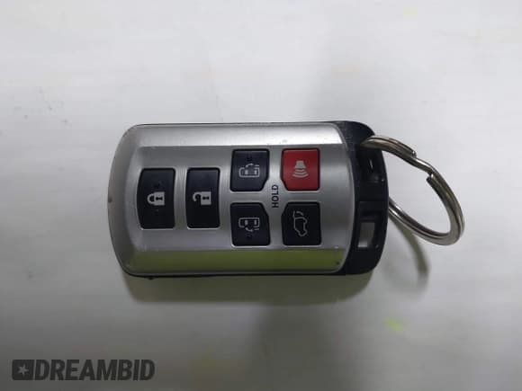 ✅ 2017 Toyota Sienna SE • VIN: 5TDXZ3DC3HS797587 • Lot: 42846571. Listed on IAAI with 154,624 mi. Free auction sales archive from the USA and detailed vehicle history report at DreamBid. Image 11.