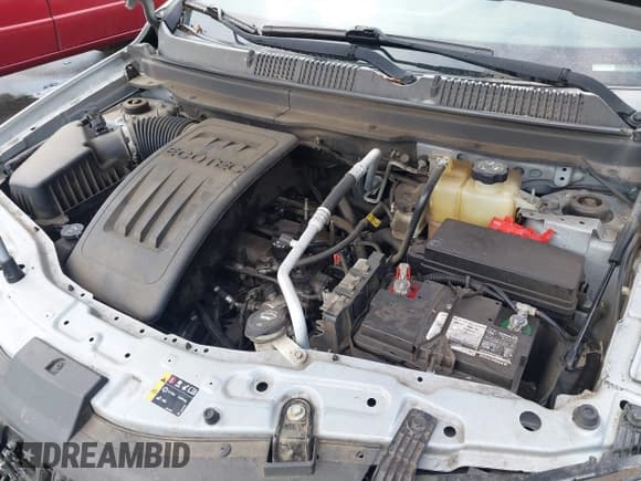 ✅ 2014 Chevrolet Captiva Sport LS • VIN: 3GNAL2EKXES651354 • Lot: 42288389. Wystawiony na IAAI z przebiegiem 217 880 mil. Bezpłatny archiwum sprzedaży aukcyjnych z USA i szczegółowy raport historii pojazdu na DreamBid. Zdjęcie 6.