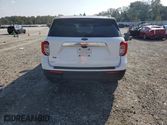 ✅ 2021 Ford Explorer XLT • VIN: 1FMSK7DH4MGB67031 • Lot: 81466775. Wystawiony na Copart z przebiegiem 83 963 mil. Bezpłatny archiwum sprzedaży aukcyjnych z USA i szczegółowy raport historii pojazdu na DreamBid. Zdjęcie 6.