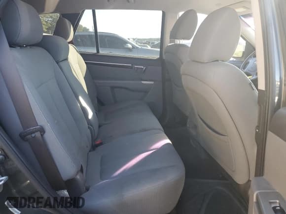 ✅ 2010 Hyundai Santa Fe GLS • VIN: 5NMSG3ABXAH380245 • Lot: 80873984. Listed on Copart with 242,212 mi. Free auction sales archive from the USA and detailed vehicle history report at DreamBid. Image 11.