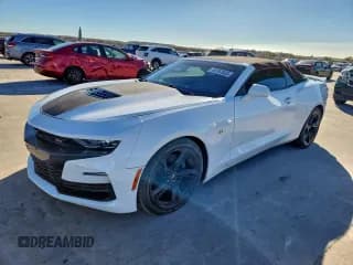 ✅ 2019 Chevrolet Camaro 2SS • VIN: 1G1FH3D73K0147467 • Лот: 92767035. Опубликован ранее на Copart с пробегом 42 078 миль. Бесплатный доступ к архиву аукционных продаж из США и подробный отчёт об истории автомобиля на DreamBid. Изображение 1.