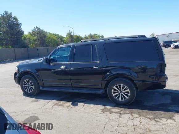 ✅ 2015 Ford Expedition Max XLT • VIN: 1FMJK1JT5FEF32171 • Lot: 42865293. Listed on IAAI with 197,568 mi. Free auction sales archive from the USA and detailed vehicle history report at DreamBid. Image 15.