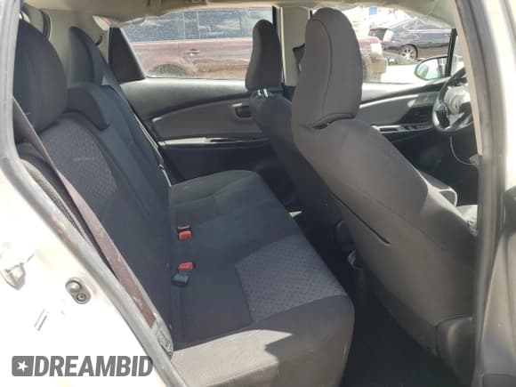 ✅ 2017 Toyota Yaris L • VIN: VNKKTUD39HA082979 • Лот: 53203325. Опубликован ранее на Copart с пробегом 139 200 миль. Бесплатный доступ к архиву аукционных продаж из США и подробный отчёт об истории автомобиля на DreamBid. Изображение 11.