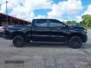 ✅ 2024 Chevrolet Silverado 1500 LT Trail Boss • VIN: 3GCUDFED6RG443282 • Lot: 43393508. Wystawiony na IAAI z przebiegiem 18 110 mil. Bezpłatny archiwum sprzedaży aukcyjnych z USA i szczegółowy raport historii pojazdu na DreamBid. Zdjęcie 13.