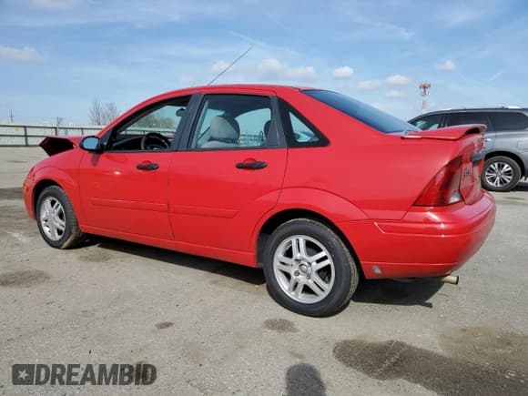 ✅ 2004 Ford Focus SE • VIN: 1FAFP34ZX4W165613 • Lot: 45431345. Wystawiony na Copart z przebiegiem 190 709 mil. Bezpłatny archiwum sprzedaży aukcyjnych z USA i szczegółowy raport historii pojazdu na DreamBid. Zdjęcie 2.