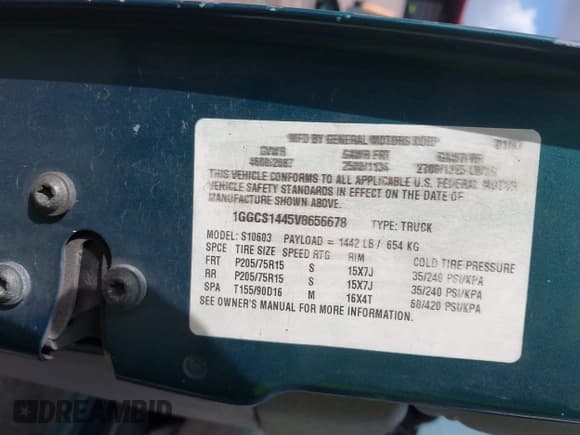 ✅ 1997 Isuzu Hombre S • VIN: 1GGCS1445V8656678 • Lot: 41953915. Wystawiony na IAAI z przebiegiem 114 797 mil. Bezpłatny archiwum sprzedaży aukcyjnych z USA i szczegółowy raport historii pojazdu na DreamBid. Zdjęcie 9.