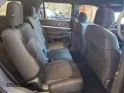 ✅ 2017 Ford Explorer XLT • VIN: 1FM5K7D8XHGA81094 • Лот: 81381975. Опубликован ранее на Copart с пробегом 164 597 миль. Бесплатный доступ к архиву аукционных продаж из США и подробный отчёт об истории автомобиля на DreamBid. Изображение 11.