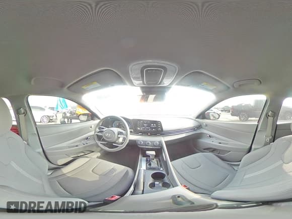 ✅ 2024 Hyundai Elantra SE • VIN: KMHLL4DGXRU762563 • Lot: 84364795. Wystawiony na Copart z przebiegiem 13 029 mil. Bezpłatny archiwum sprzedaży aukcyjnych z USA i szczegółowy raport historii pojazdu na DreamBid. Zdjęcie 15.