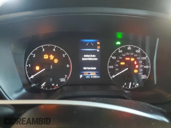 ✅ 2024 Toyota Corolla Hybrid LE • VIN: JTDBCMFE1R3047463 • Лот: 90330955. Опубликован ранее на Copart с пробегом 61 883 миль. Бесплатный доступ к архиву аукционных продаж из США и подробный отчёт об истории автомобиля на DreamBid. Изображение 9.