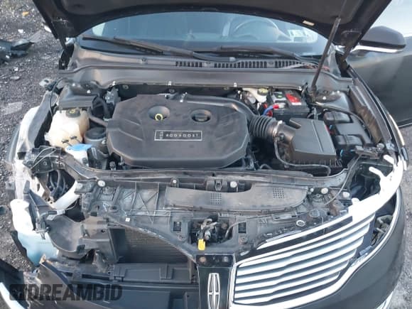 ✅ 2016 Lincoln MKZ • VIN: 3LN6L2J90GR633985 • Lot: 43474255. Wystawiony na IAAI z przebiegiem 96 443 mil. Bezpłatny archiwum sprzedaży aukcyjnych z USA i szczegółowy raport historii pojazdu na DreamBid. Zdjęcie 10.