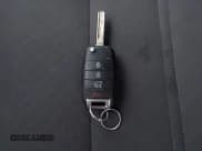 ✅ 2017 Kia Sorento LX • VIN: 5XYPGDA33HG237534 • Lot: 43889393. Listed on IAAI with 109,962 mi. Free auction sales archive from the USA and detailed vehicle history report at DreamBid. Image 11.