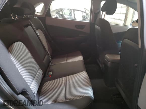 ✅ 2019 Hyundai Kona SE • VIN: KM8K12AAXKU259871 • Lot: 47372004. Listed on Copart with 53,406 mi. Free auction sales archive from the USA and detailed vehicle history report at DreamBid. Image 11.