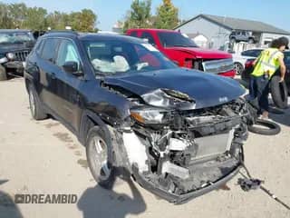 2023 Jeep Compass Latitude with VIN 3C4NJDBNXPT559197, listed as a IAAI auction lot 43228476 with 27,975 mi miles and . Bid and sale history available at DreamBid. Image 1.
