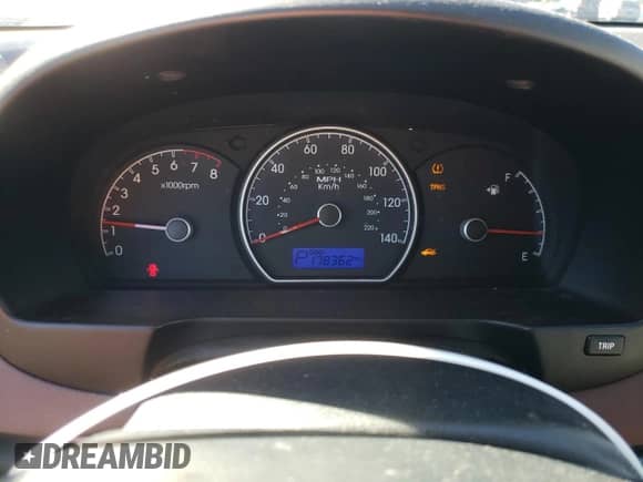 2009 Hyundai Elantra GLS с VIN KMHDU46D09U819177, выставлен на аукционе Copart как лот 86110365 с пробегом 178 362 миль миль и Списание • Salvage title. История ставок и продаж доступна на DreamBid. Изображение 9.