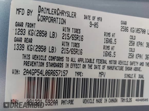 ✅ 2006 Chrysler Town & Country Touring • VIN: 2A4GP54L06R657157 • Lot: 42598255. Wystawiony na IAAI z przebiegiem 180 726 mil. Bezpłatny archiwum sprzedaży aukcyjnych z USA i szczegółowy raport historii pojazdu na DreamBid. Zdjęcie 9.