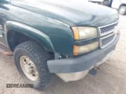 ✅ 2005 Chevrolet Silverado 2500HD LS • VIN: 1GCHK23215F961121 • Lot: 42969060. Wystawiony na IAAI z przebiegiem 245 406 mil. Bezpłatny archiwum sprzedaży aukcyjnych z USA i szczegółowy raport historii pojazdu na DreamBid. Zdjęcie 6.