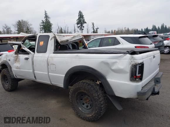 ✅ 2002 Ford Ranger XL Fleet • VIN: 1FTZR15U52PA11164 • Lot: 43839043. Listed on IAAI with 194,898 mi. Free auction sales archive from the USA and detailed vehicle history report at DreamBid. Image 3.