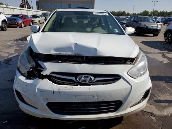 ✅ 2013 Hyundai Accent GLS • VIN: KMHCT4AE0DU444169 • Лот: 70630994. Опубликован ранее на Copart с пробегом 128 644 миль. Бесплатный доступ к архиву аукционных продаж из США и подробный отчёт об истории автомобиля на DreamBid. Изображение 5.