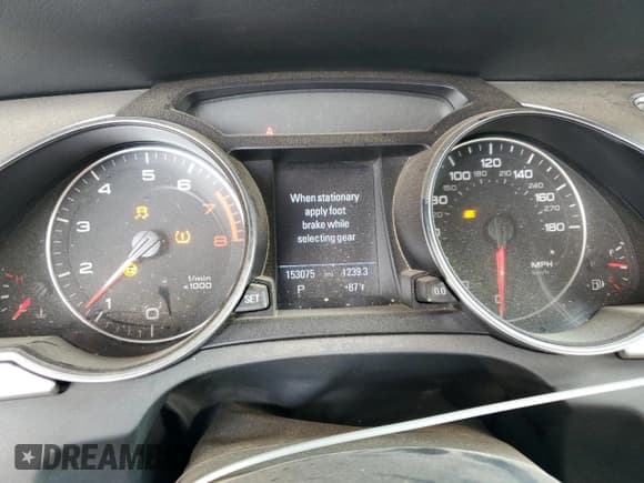 ✅ 2009 Audi A5 • VIN: WAUDK78T39A033808 • Lot: 86268115. Wystawiony na Copart z przebiegiem 153 075 mil. Bezpłatny archiwum sprzedaży aukcyjnych z USA i szczegółowy raport historii pojazdu na DreamBid. Zdjęcie 9.