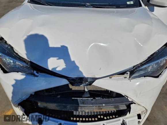 ✅ 2018 Toyota Corolla SE • VIN: 5YFBURHE2JP838247 • Lot: 94064275. Listed on Copart with 114,778 mi. Free auction sales archive from the USA and detailed vehicle history report at DreamBid. Image 11.