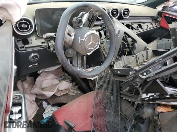 ✅ 2023 Mercedes-Benz C 43 AMG • VIN: W1KAF8HB3PR105182 • Lot: 44215215. Wystawiony na Copart z przebiegiem Nie podano. Bezpłatny archiwum sprzedaży aukcyjnych z USA i szczegółowy raport historii pojazdu na DreamBid. Zdjęcie 8.