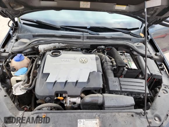 ✅ 2012 Volkswagen Jetta TDI • VIN: 3VWLL7AJ0CM403415 • Lot: 86642515. Wystawiony na Copart z przebiegiem 180 163 mil. Bezpłatny archiwum sprzedaży aukcyjnych z USA i szczegółowy raport historii pojazdu na DreamBid. Zdjęcie 11.