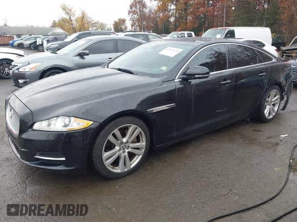 ✅ 2013 Jaguar XJ • VIN: SAJWA1C78D8V58290 • Lot: 43534028. Listed on IAAI with 79,199 mi. Free auction sales archive from the USA and detailed vehicle history report at DreamBid. Image 17.