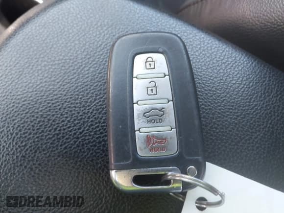 ✅ 2013 Hyundai Elantra Limited • VIN: 5NPDH4AE1DH268107 • Лот: 43464932. Опубликован ранее на IAAI с пробегом 101 788 миль. Бесплатный доступ к архиву аукционных продаж из США и подробный отчёт об истории автомобиля на DreamBid. Изображение 11.