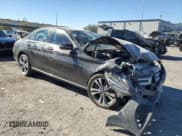✅ 2017 Mercedes-Benz C 300 • VIN: 55SWF4JB1HU222896 • Лот: 85417455. Опубликован ранее на Copart с пробегом 55 689 миль. Бесплатный доступ к архиву аукционных продаж из США и подробный отчёт об истории автомобиля на DreamBid. Изображение 4.