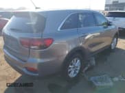 ✅ 2019 Kia Sorento LX • VIN: 5XYPG4A59KG435561 • Lot: 43453112. Listed on IAAI with 53,279 mi. Free auction sales archive from the USA and detailed vehicle history report at DreamBid. Image 4.