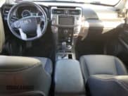 ✅ 2015 Toyota 4Runner Limited • VIN: JTEBU5JR3F5272511 • Лот: 81996355. Опубликован ранее на Copart с пробегом Не указан. Бесплатный доступ к архиву аукционных продаж из США и подробный отчёт об истории автомобиля на DreamBid. Изображение 8.