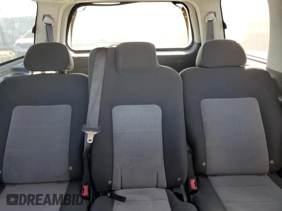 ✅ 2004 Ford Expedition XLS • VIN: 1FMRU13W04LA59776 • Lot: 69996385. Listed on Copart with 295,267 mi. Free auction sales archive from the USA and detailed vehicle history report at DreamBid. Image 10.