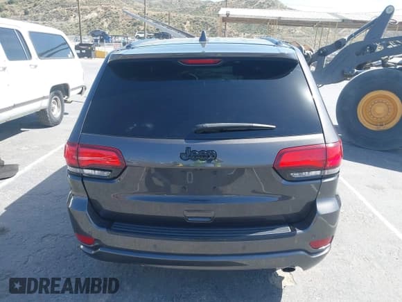 ✅ 2017 Jeep Grand Cherokee 75th Anniversary • VIN: 1C4RJEAG4HC816457 • Lot: 42269608. Listed on IAAI with 68,593 mi. Free auction sales archive from the USA and detailed vehicle history report at DreamBid. Image 16.