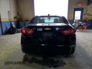 ✅ 2017 Chevrolet Cruze Premier • VIN: 1G1BF5SM3H7230521 • Lot: 37284143. Wystawiony na Copart z przebiegiem 108 351 mil. Bezpłatny archiwum sprzedaży aukcyjnych z USA i szczegółowy raport historii pojazdu na DreamBid. Zdjęcie 6.