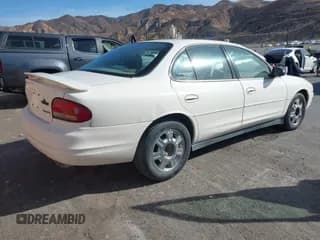 ✅ 2001 Oldsmobile Intrigue GX • VIN: 1G3WH52H11F140740 • Lot: 40799284. Listed on IAAI with 131,940 mi. Free auction sales archive from the USA and detailed vehicle history report at DreamBid. Image 4.