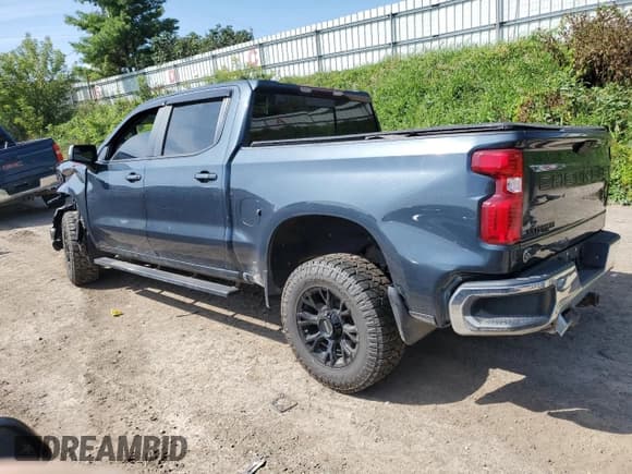 ✅ 2019 Chevrolet Silverado 1500 LT • VIN: 1GCUYDEDXKZ177294 • Lot: 67878164. Wystawiony na Copart z przebiegiem 101 027 mil. Bezpłatny archiwum sprzedaży aukcyjnych z USA i szczegółowy raport historii pojazdu na DreamBid. Zdjęcie 2.
