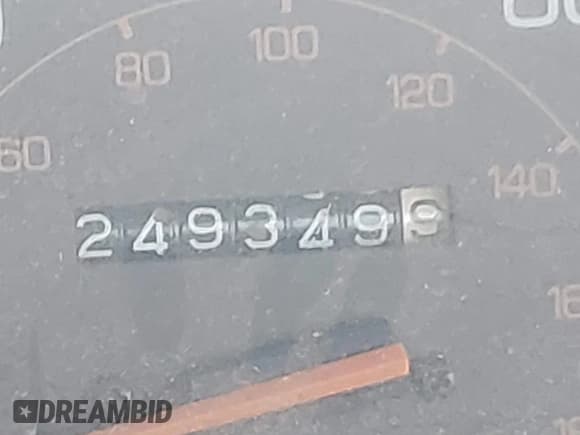 ✅ 1987 Toyota Pickup • VIN: JT4RN63R9H0132370 • Lot: 43595893. Wystawiony na IAAI z przebiegiem 249 349 mil. Bezpłatny archiwum sprzedaży aukcyjnych z USA i szczegółowy raport historii pojazdu na DreamBid. Zdjęcie 13.