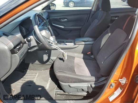 ✅ 2020 Nissan Sentra SR • VIN: 3N1AB8DV3LY224881 • Лот: 71424715. Опубликован ранее на Copart с пробегом 106 018 миль. Бесплатный доступ к архиву аукционных продаж из США и подробный отчёт об истории автомобиля на DreamBid. Изображение 7.