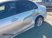 ✅ 2013 Mercedes-Benz C 250 Sport • VIN: WDDGF4HB9DA873732 • Lot: 41755981. Wystawiony na IAAI z przebiegiem 82 181 mil. Bezpłatny archiwum sprzedaży aukcyjnych z USA i szczegółowy raport historii pojazdu na DreamBid. Zdjęcie 6.