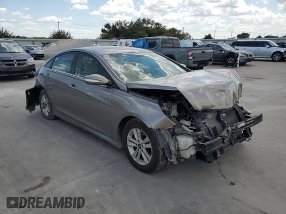 ✅ 2014 Hyundai Sonata GLS • VIN: 5NPEB4AC1EH831601 • Lot: 67735424. Listed on Copart with 75,641 mi. Free auction sales archive from the USA and detailed vehicle history report at DreamBid. Image 4.