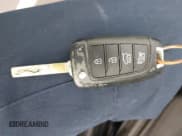 ✅ 2019 Hyundai Santa Fe SE • VIN: 5NMS23ADXKH096499 • Лот: 43283582. Опубликован ранее на IAAI с пробегом Не указан. Бесплатный доступ к архиву аукционных продаж из США и подробный отчёт об истории автомобиля на DreamBid. Изображение 11.